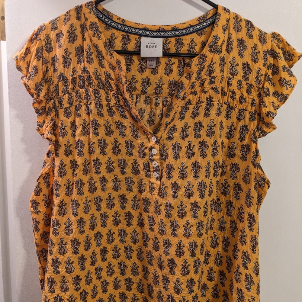 Knox Rose women's top